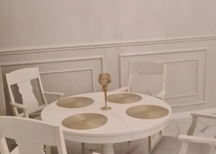 Schoenbrunn Apartment