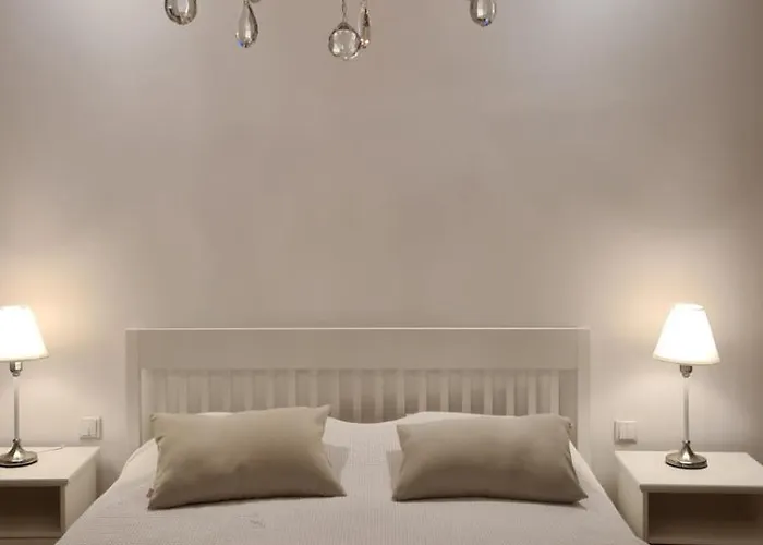 Schoenbrunn Apartment