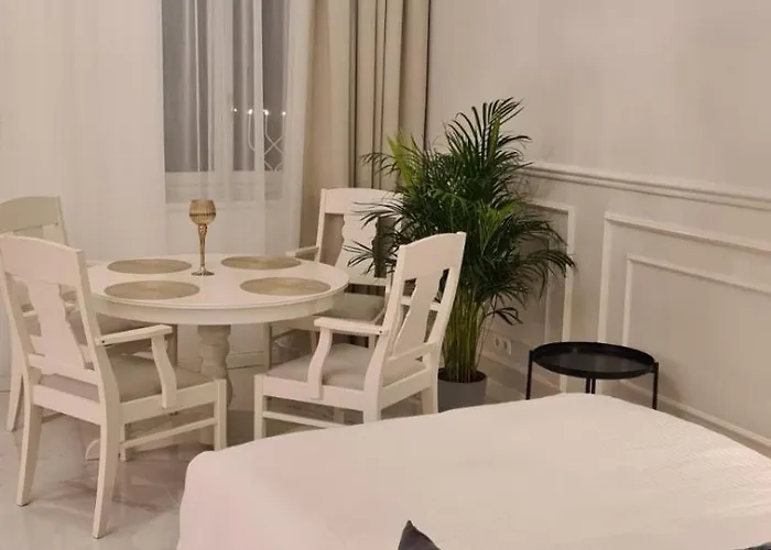 Schoenbrunn Apartment *